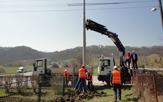 Elektra Zabok – podizanje stupova pod naponom, prvi put u HEP-u!