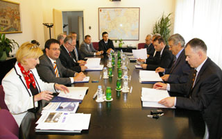 Supervisory Board chairman and deputy chairman elected, Management Board members appointed