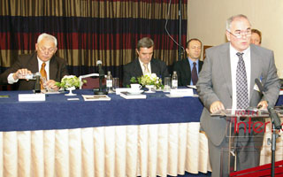 International Energy Markets – Understanding Pricing, Policies and Profits