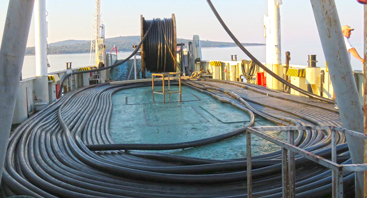 HEP položio podmorski kabel između otoka Lošinja i Ilovika 